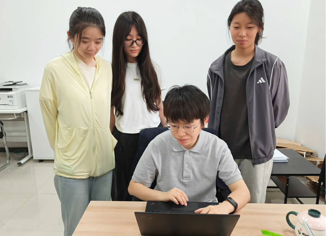 喜报｜西安工商学院经管院学子在全国第五届高校数智化商业决策创新大赛数字营销赛项中斩获佳绩