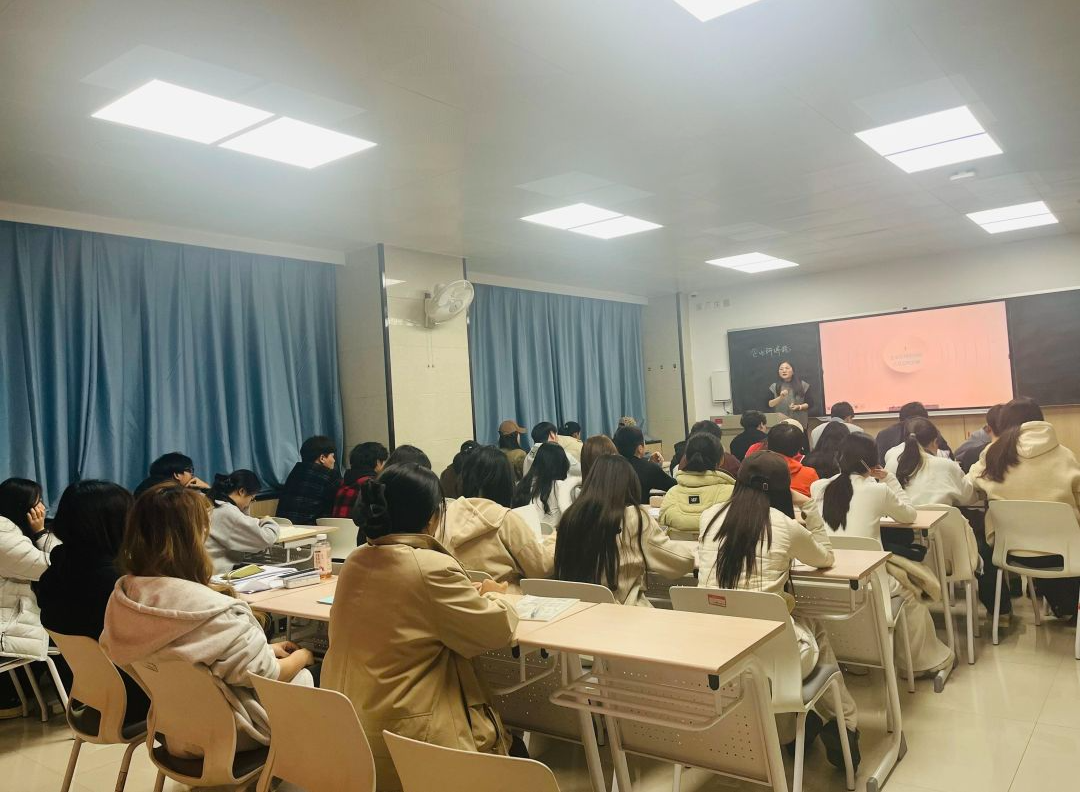 西京学院扎实开展教育教学质量提升月活动