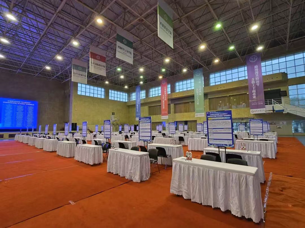 西安培华学院 隆重举办“教育部宏志助航计划” 专场招聘会