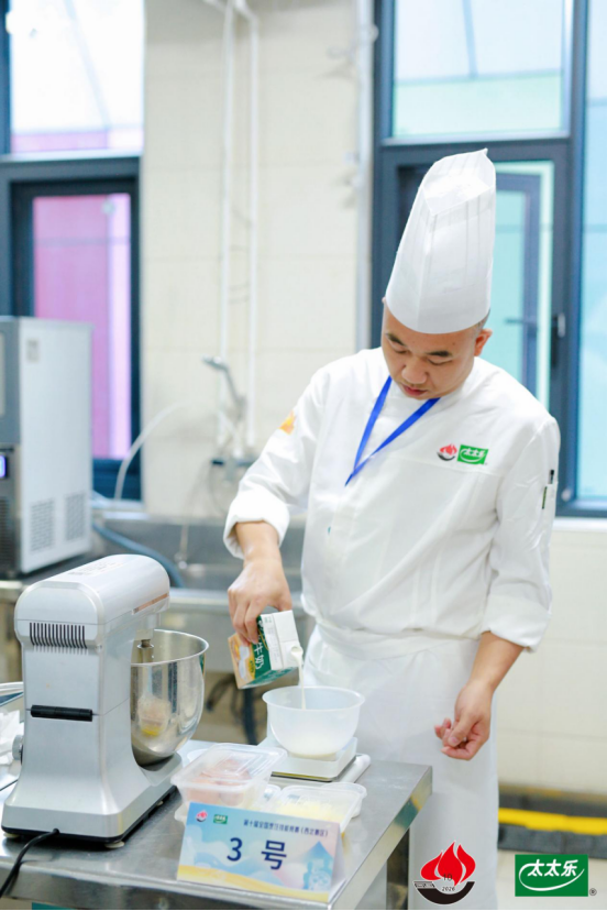 陕西旅游烹饪职业学院在第十届全国烹饪技能竞赛西北赛区斩获多项荣誉