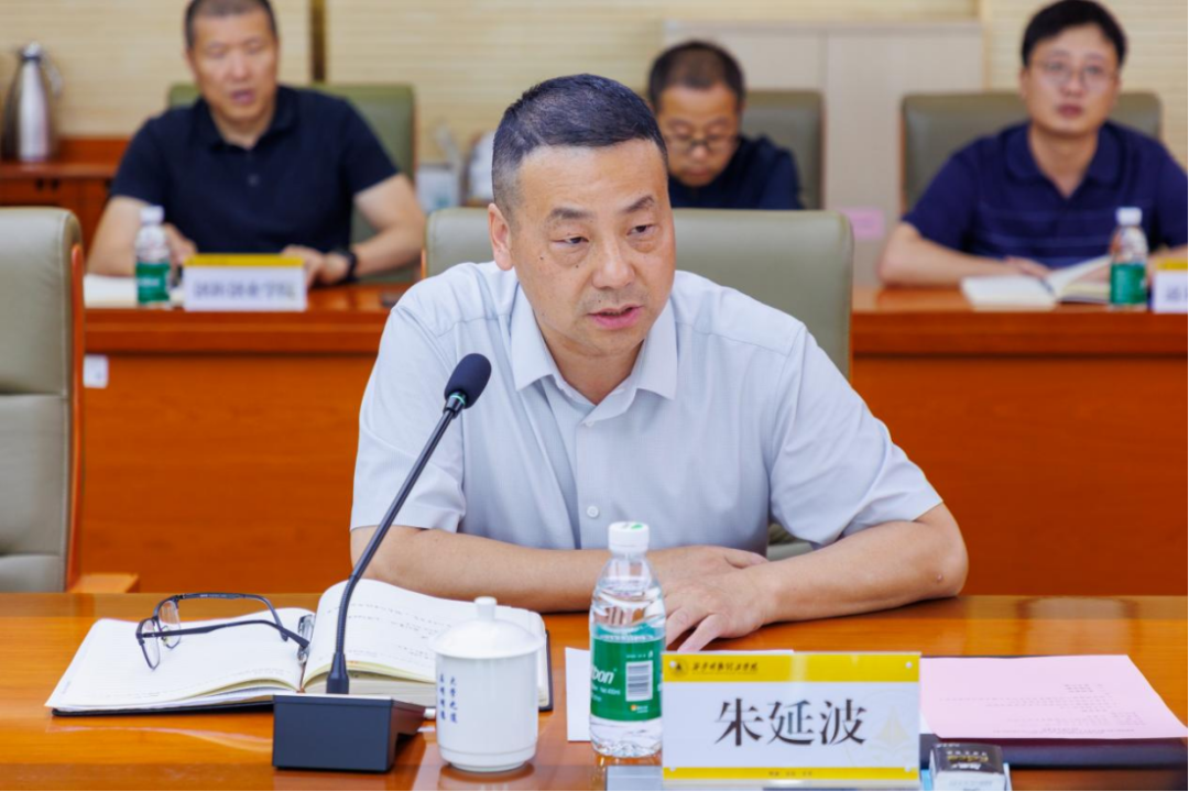西安明德理工学院|陕西省教育厅实验室安全检查组专家到校检查指导工作