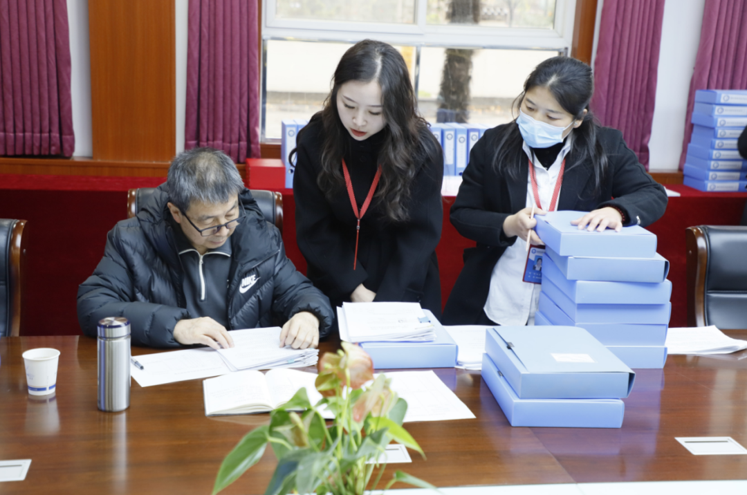 西安市人社局专家组莅临西安轨道交通技工学校开展年检工作