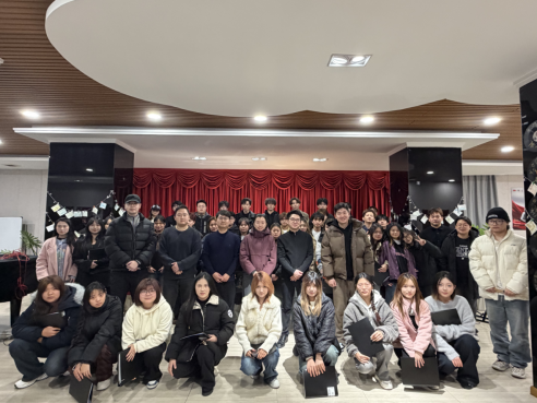 聚焦|陕西艺术职业学院现代流行音乐专业合音合奏音乐会圆满落幕