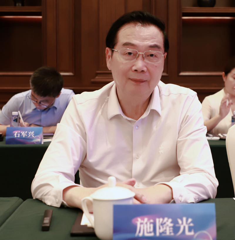 西安科技大学高新学院孙龙杰董事长受邀参加全联民办教育出资者商会2025年上半年会长工作会议