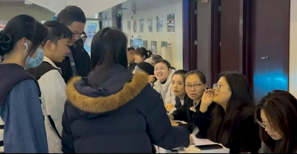 西安培华学院 隆重举办“教育部宏志助航计划” 专场招聘会