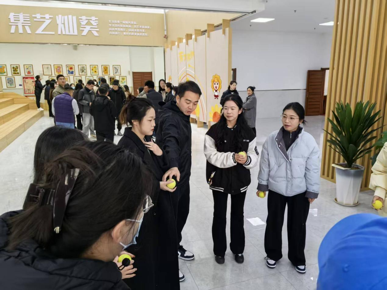 西安欧亚学院结对帮扶清涧县青年教师调研能力提升培训高质量完成 西安欧亚学院结对帮扶清涧县青年教师调研能力提升培训高质量完成