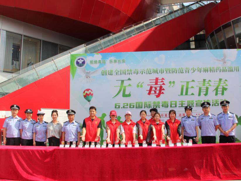 西京学院在第七届陕西省青少年公益项目大赛中斩获佳绩