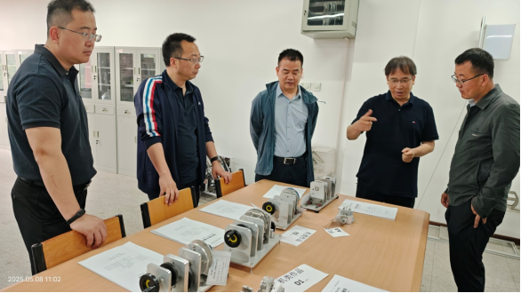 西京学院机械工程实验教学中心赴西安理工大学开展调研交流