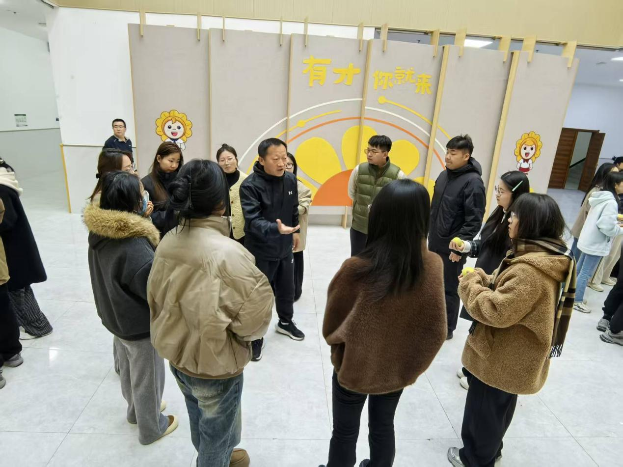 西安欧亚学院结对帮扶清涧县青年教师调研能力提升培训高质量完成 西安欧亚学院结对帮扶清涧县青年教师调研能力提升培训高质量完成