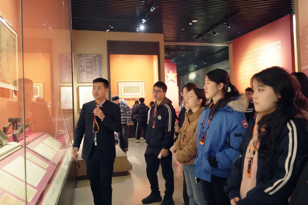 到延安去！西京学院学子这堂“行走的思政课”，满是信仰的力量！